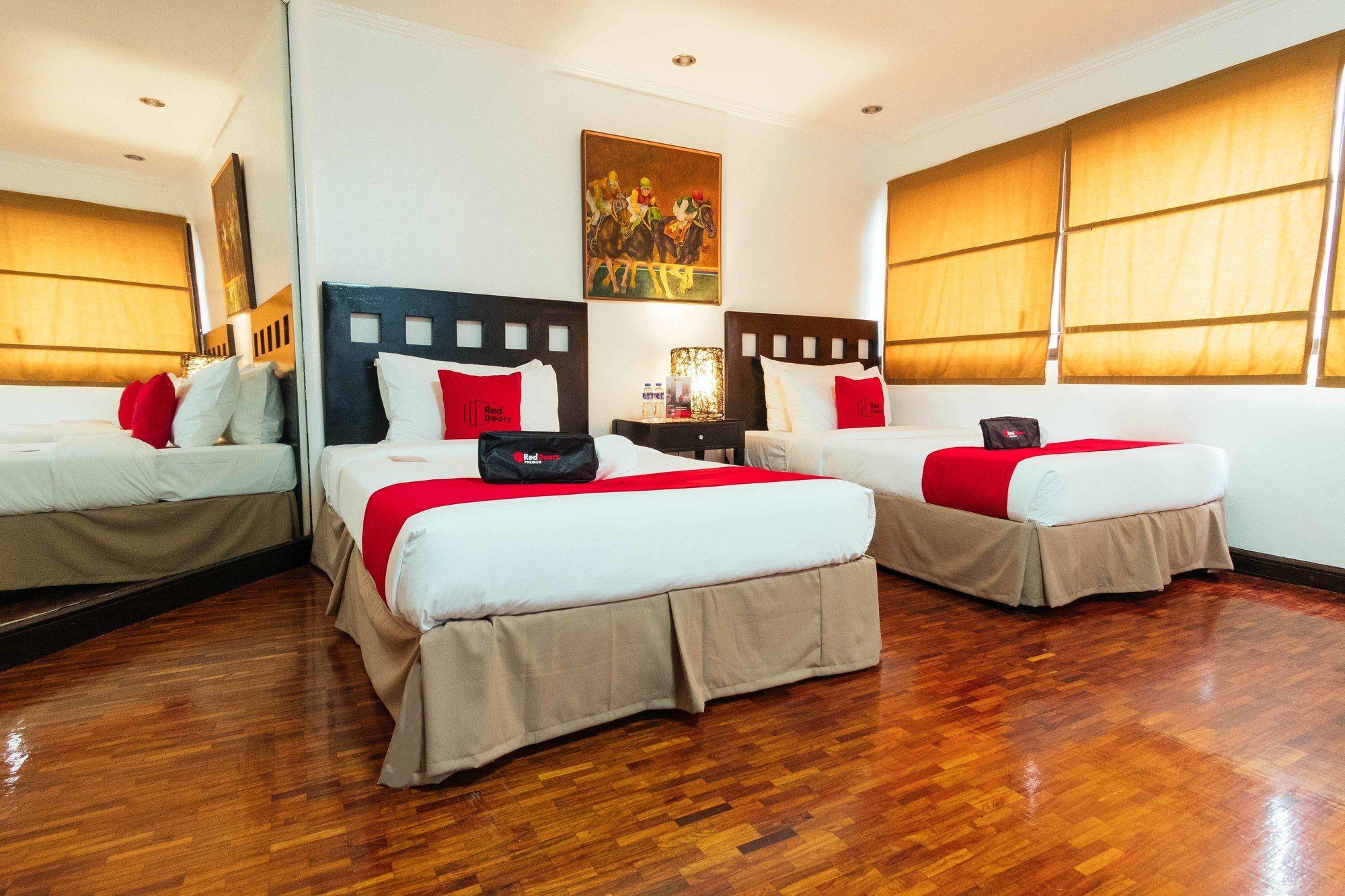Reddoorz Premium Near Greenbelt Makati - Vaccinated Staff San Pedro Makati Eksteriør billede