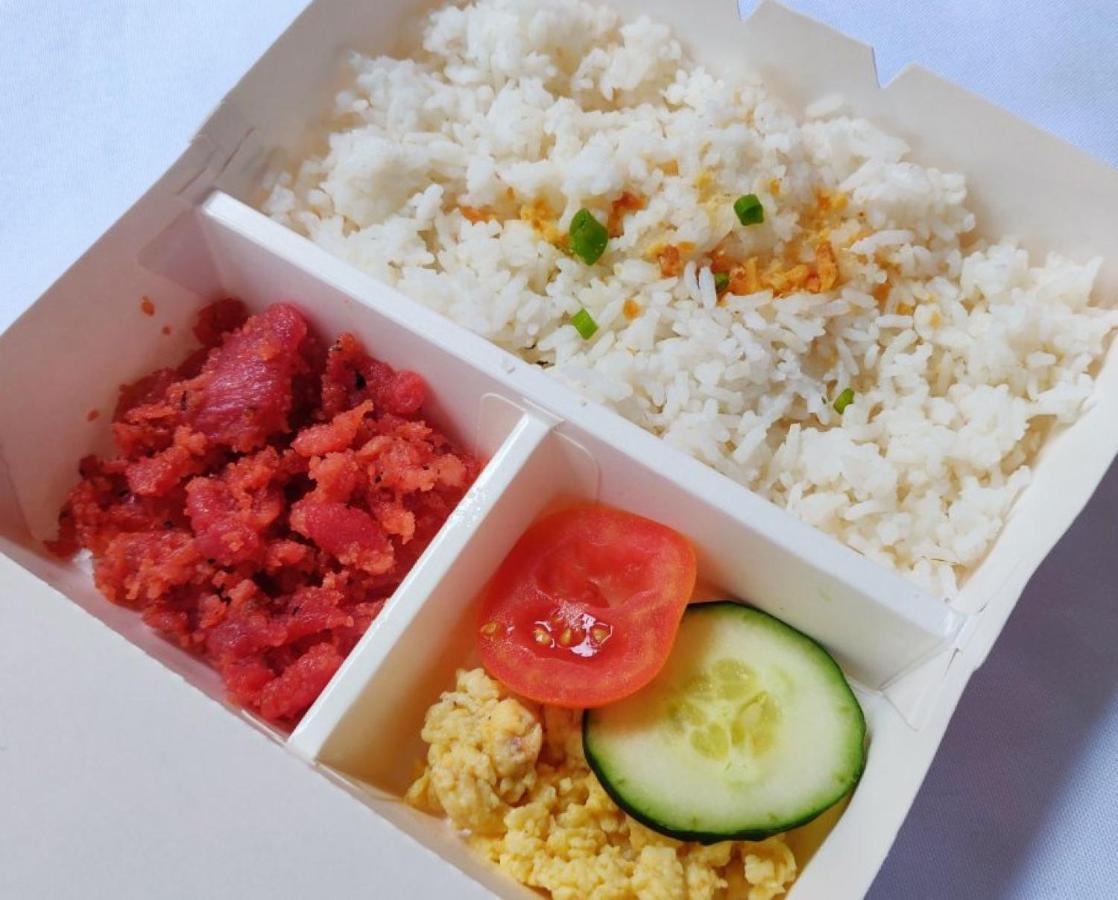 Reddoorz Premium Near Greenbelt Makati - Vaccinated Staff San Pedro Makati Eksteriør billede