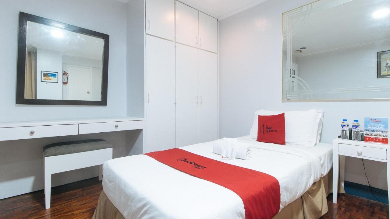 Reddoorz Premium Near Greenbelt Makati - Vaccinated Staff San Pedro Makati Eksteriør billede