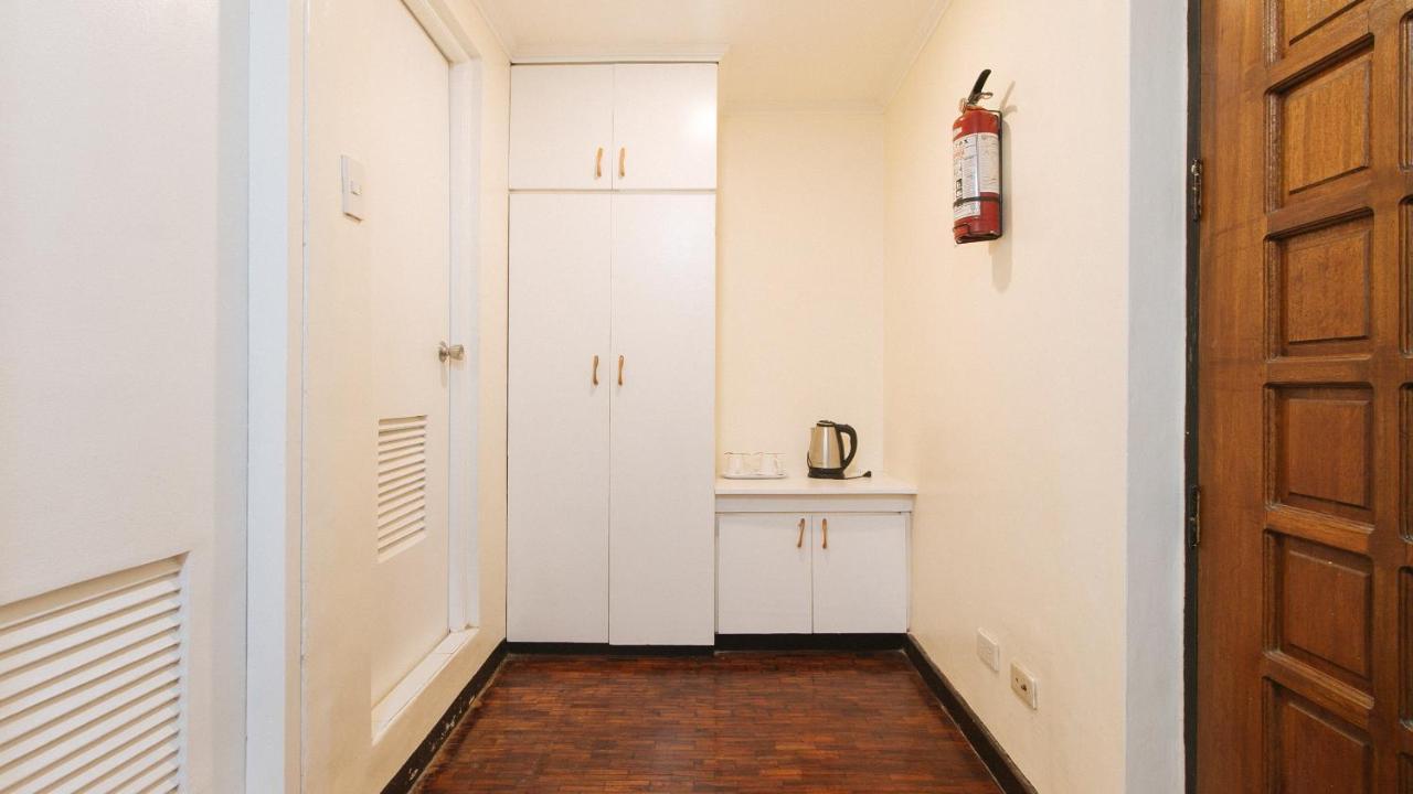 Reddoorz Premium Near Greenbelt Makati - Vaccinated Staff San Pedro Makati Eksteriør billede