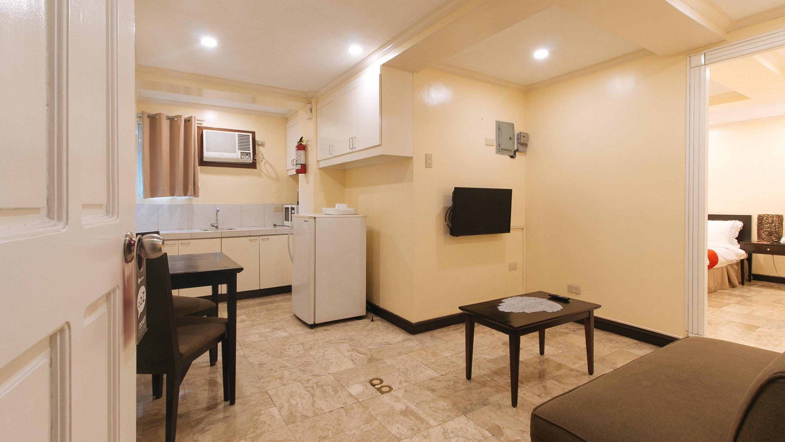 Reddoorz Premium Near Greenbelt Makati - Vaccinated Staff San Pedro Makati Eksteriør billede