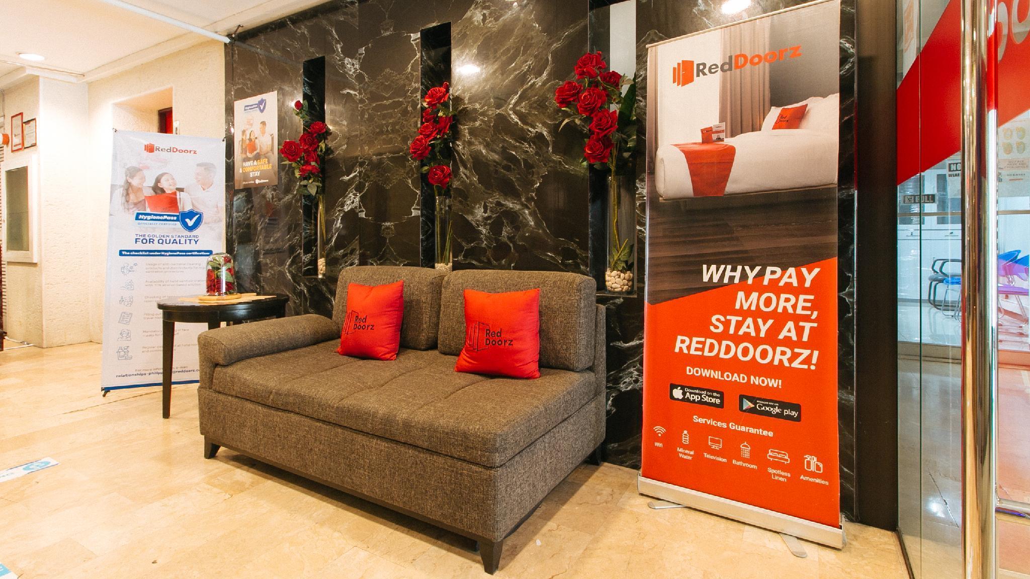 Reddoorz Premium Near Greenbelt Makati - Vaccinated Staff San Pedro Makati Eksteriør billede